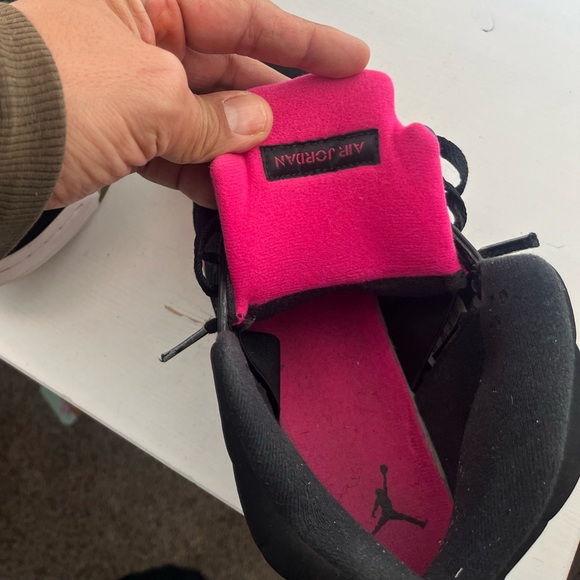 Air Jordan 5 black/pink youth size 7Y/Womans 8.5 440892-029 - Picture 3 of 5